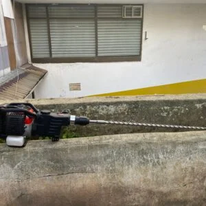 Atak Profesyonel 2T 11,5 kg Benzinli Kırıcı Delici Hilti
